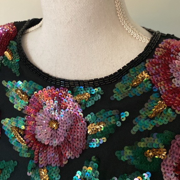 0339 scalps Y2K Vintage Silk Sequin Beaded art to wear top size petite large - Picture 3 of 13